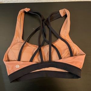 Lululemon free to be serene bra size 2 EUC